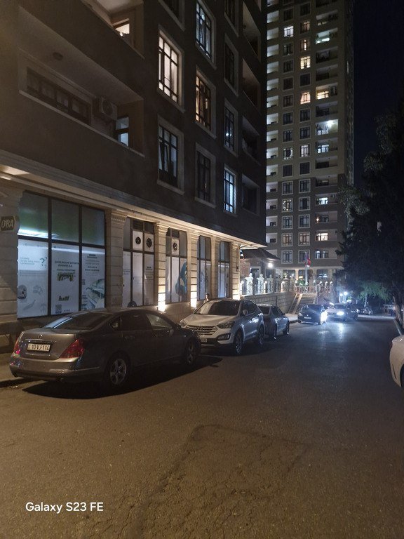 Satılır 3 otaqlı yeni tikili, 100 m², İnşaatçılar m.-27