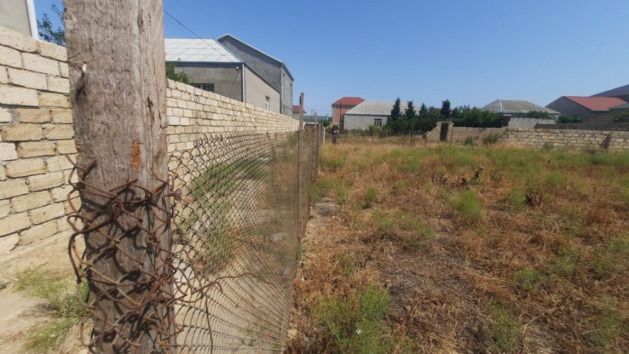 4 sot torpaq satılır, Saray-15