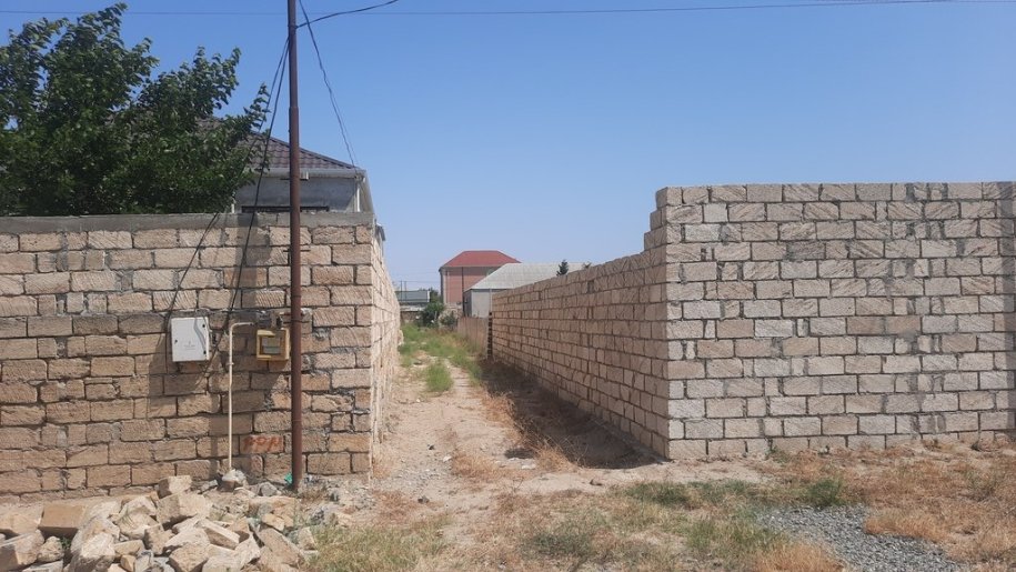 4 sot torpaq satılır, Saray-27