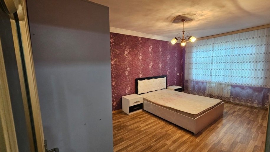 Satılır 3 otaqlı köhnə tikili, 80 m², Binə-7