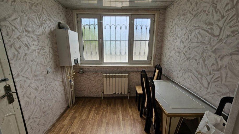 Satılır 3 otaqlı köhnə tikili, 80 m², Binə-11