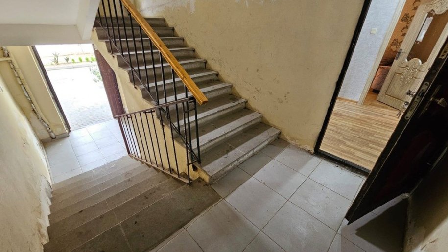 Satılır 3 otaqlı köhnə tikili, 80 m², Binə-14