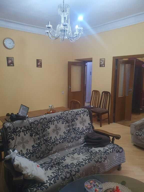 Kirayə verilir 3 otaqlı köhnə tikili, 70 m², Nəsimi-1