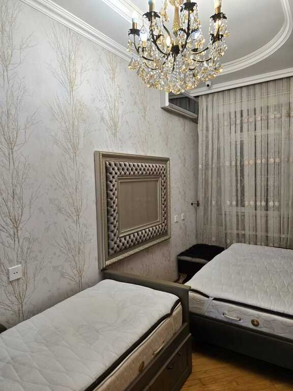 Satılır 2 otaqlı yeni tikili, 98 m², Memar Əcəmi m.-5