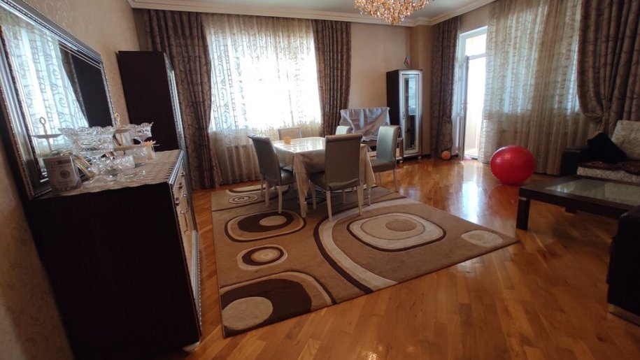 Satılır 3 otaqlı yeni tikili, 128 m², Avtovağzal m.-9