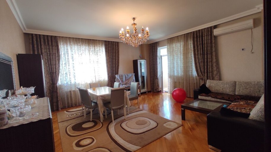 Satılır 3 otaqlı yeni tikili, 128 m², Avtovağzal m.-25