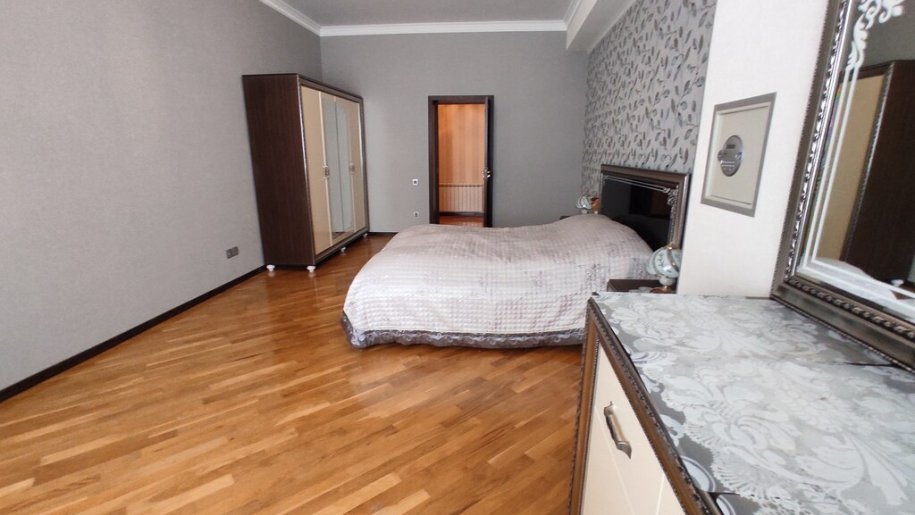 Satılır 3 otaqlı yeni tikili, 128 m², Avtovağzal m.-29