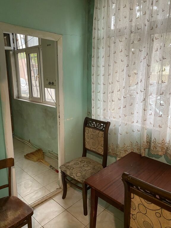 Satılır 3 otaqlı köhnə tikili, 70 m², Əhmədli m.-12