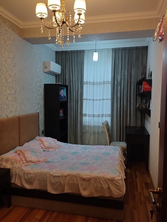 Satılır 3 otaqlı yeni tikili, 80 m², Memar Əcəmi m.-19