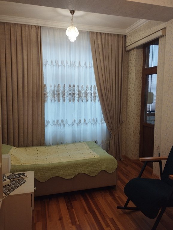 Satılır 3 otaqlı yeni tikili, 80 m², Memar Əcəmi m.-20