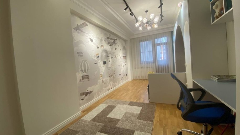 Satılır 4 otaqlı yeni tikili, 186 m², Xalqlar dostluğu m.-7