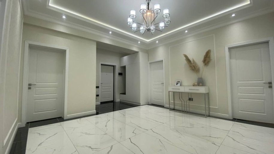 Satılır 4 otaqlı yeni tikili, 186 m², Xalqlar dostluğu m.-11