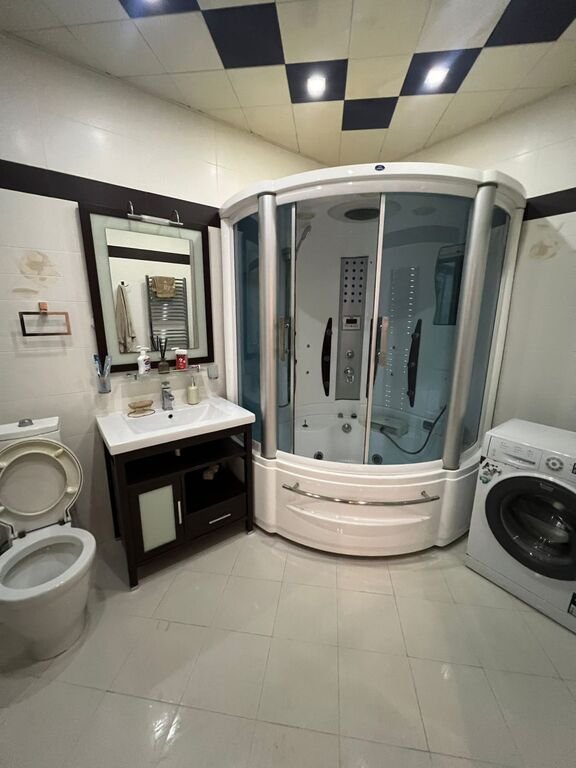Kirayə verilir 3 otaqlı yeni tikili, 130 m², 8 noyabr-7