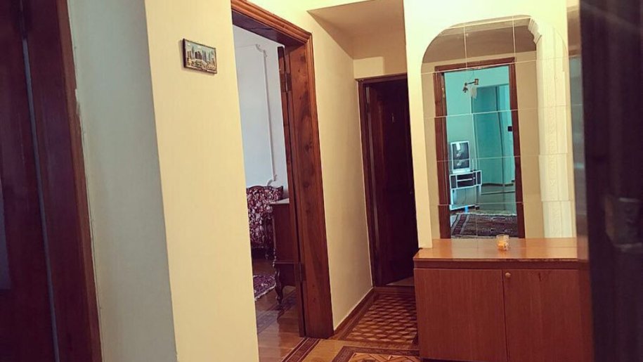 Kirayə verilir 4 otaqlı köhnə tikili, 140 m², İçərişəhər m.-5