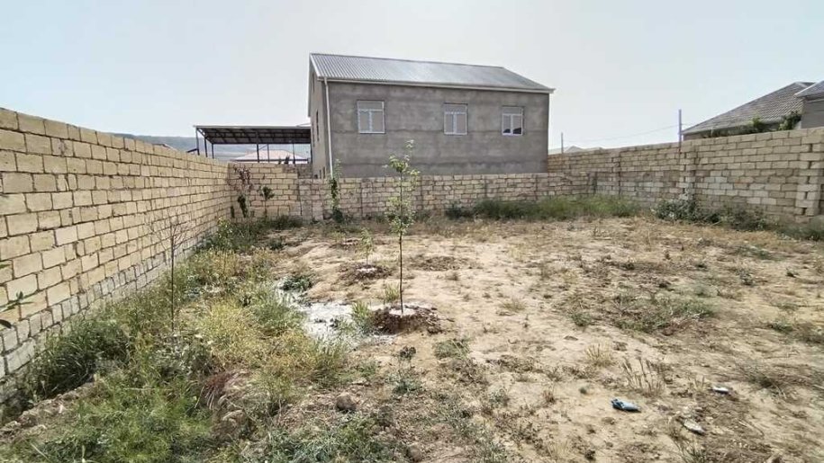 2.8 sot torpaq satılır, Qobu-1
