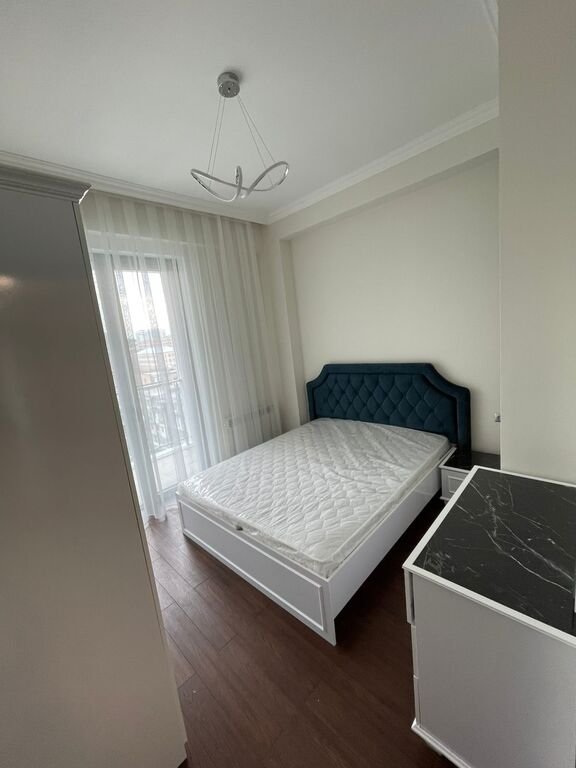 Kirayə verilir 2 otaqlı yeni tikili, 50 m², Elmlər Akademiyası m.-12
