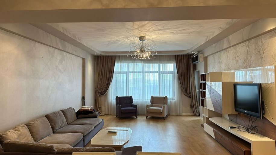 Kirayə verilir 3 otaqlı yeni tikili, 170 m², Badamdar-3
