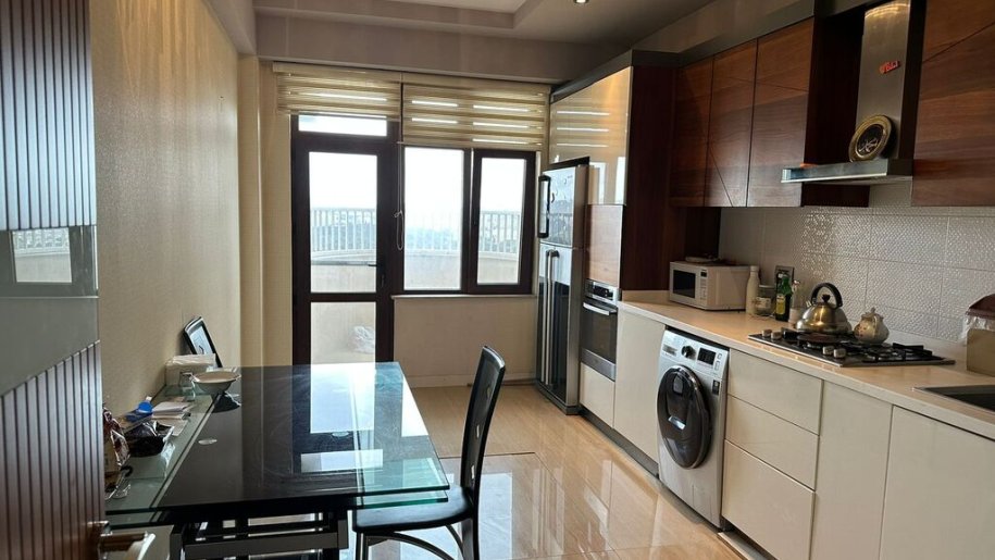 Kirayə verilir 3 otaqlı yeni tikili, 170 m², Badamdar-4