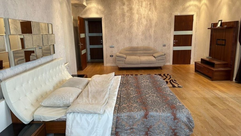 Kirayə verilir 3 otaqlı yeni tikili, 170 m², Badamdar-7