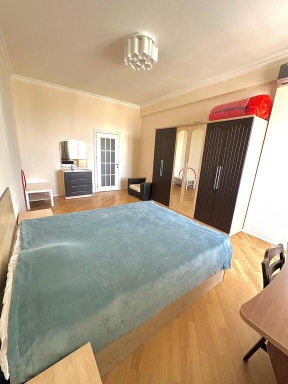 Kirayə verilir 3 otaqlı yeni tikili, 145 m², Elmlər Akademiyası m.-12