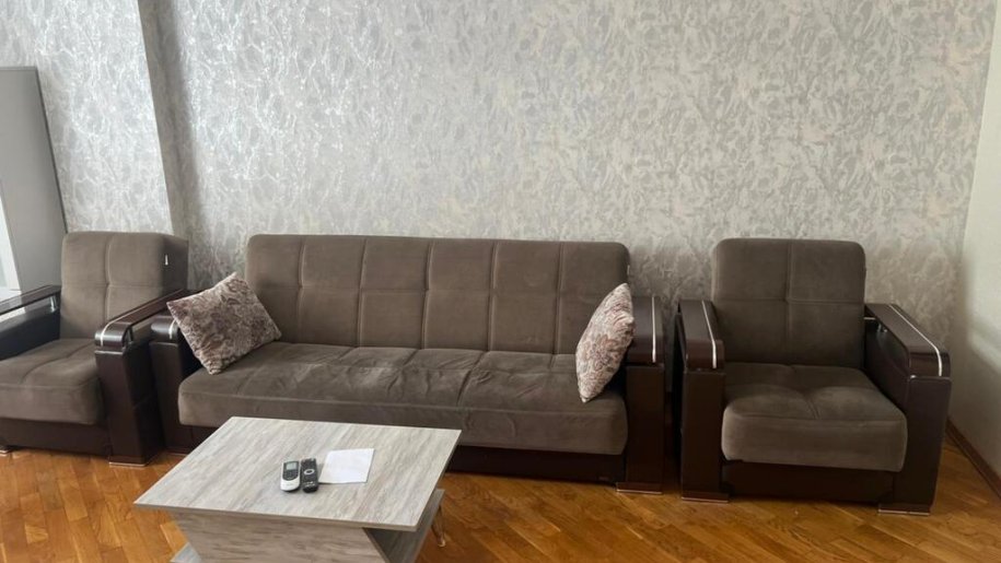 Kirayə verilir 2 otaqlı yeni tikili, 70 m², Qara Qarayev m.-2