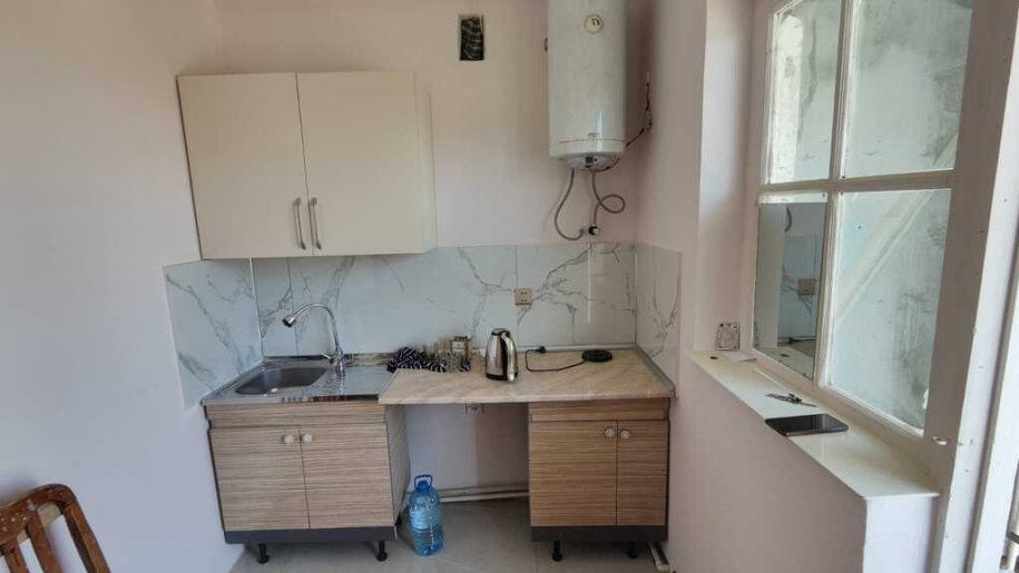 Kirayə verilir 2 otaqlı köhnə tikili, 34 m², Massiv D-3