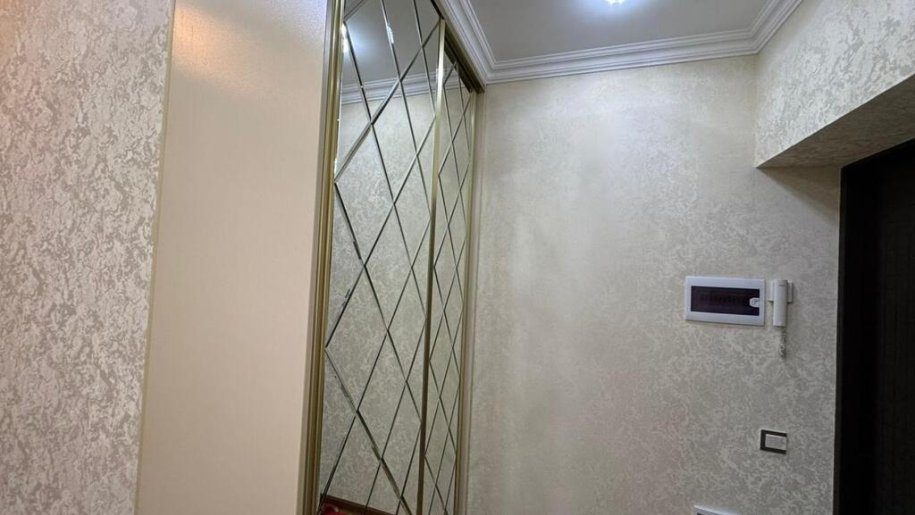 Satılır 2 otaqlı yeni tikili, 76 m², Memar Əcəmi m.-10