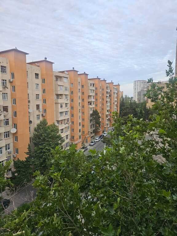 Satılır 3 otaqlı yeni tikili, 70 m², Xalqlar dostluğu m.-19