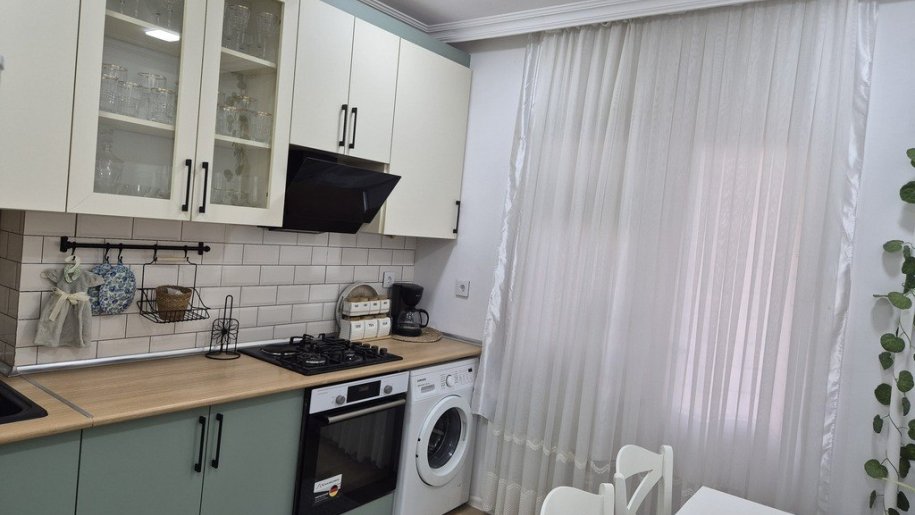 Satılır 2 otaqlı köhnə tikili, 60 m², Suraxanı-9