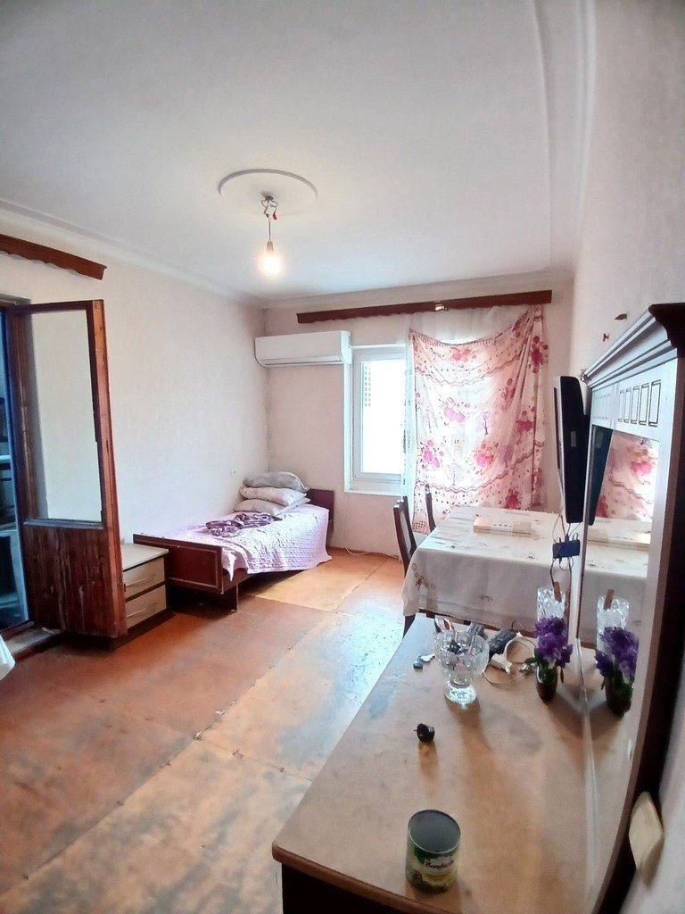 Kirayə verilir 1 otaqlı köhnə tikili, 50 m², İnşaatçılar m.-2