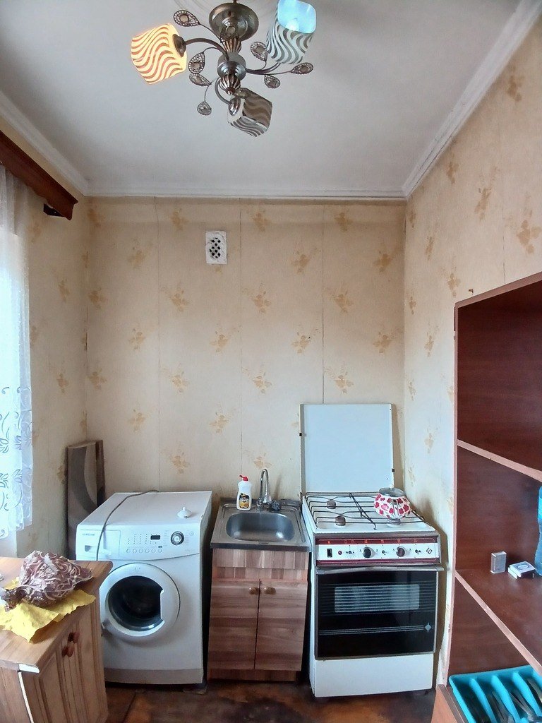Kirayə verilir 1 otaqlı köhnə tikili, 50 m², İnşaatçılar m.-6