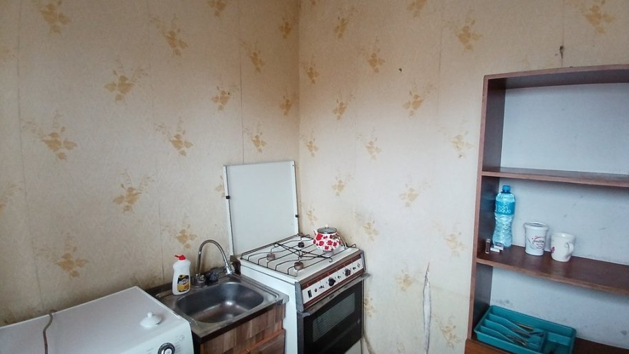 Kirayə verilir 1 otaqlı köhnə tikili, 50 m², İnşaatçılar m.-7