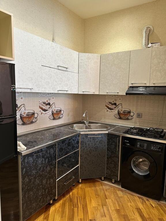 Kirayə verilir 3 otaqlı yeni tikili, 88 m², Memar Əcəmi m.-4