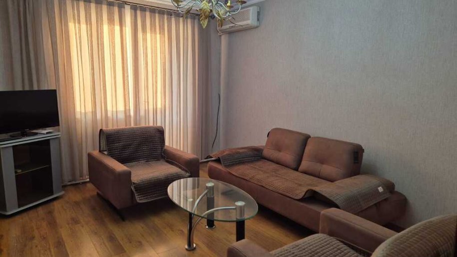 Kirayə verilir 2 otaqlı köhnə tikili, 90 m², Səbail-1