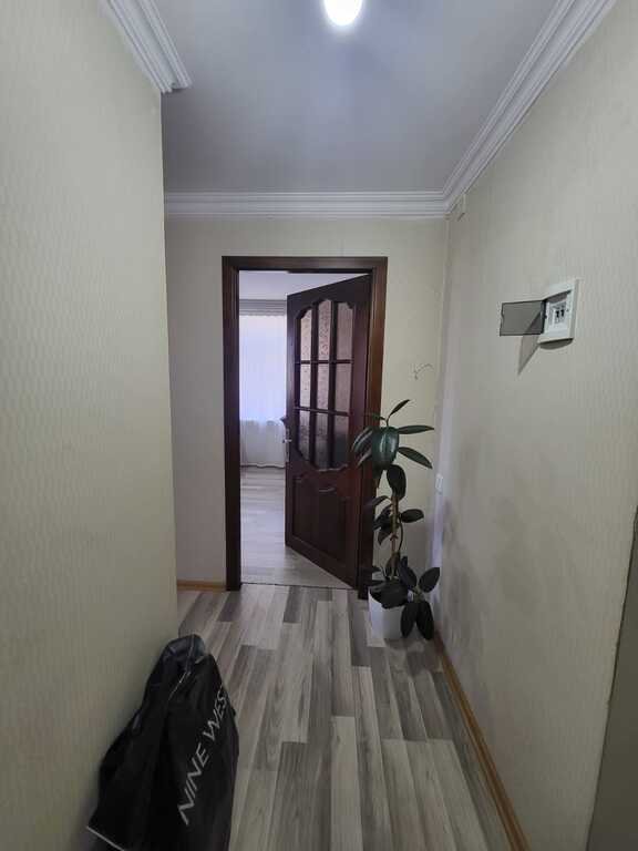 Kirayə verilir 1 otaqlı köhnə tikili, 40 m², Neftçilər m.-7