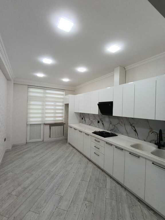 Satılır 2 otaqlı yeni tikili, 90 m², 8 noyabr-13