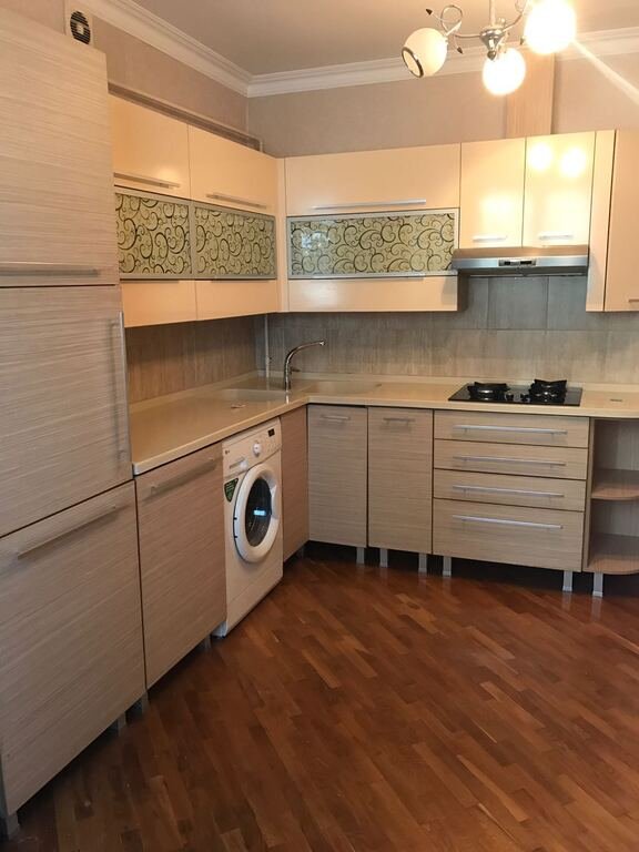 Kirayə verilir 1 otaqlı köhnə tikili, 35 m², Azadlıq Prospekti m.-5
