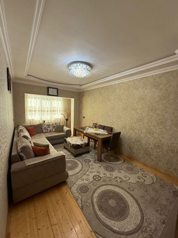 Satılır 4 otaqlı köhnə tikili, 100 m², Həzi Aslanov m.-1