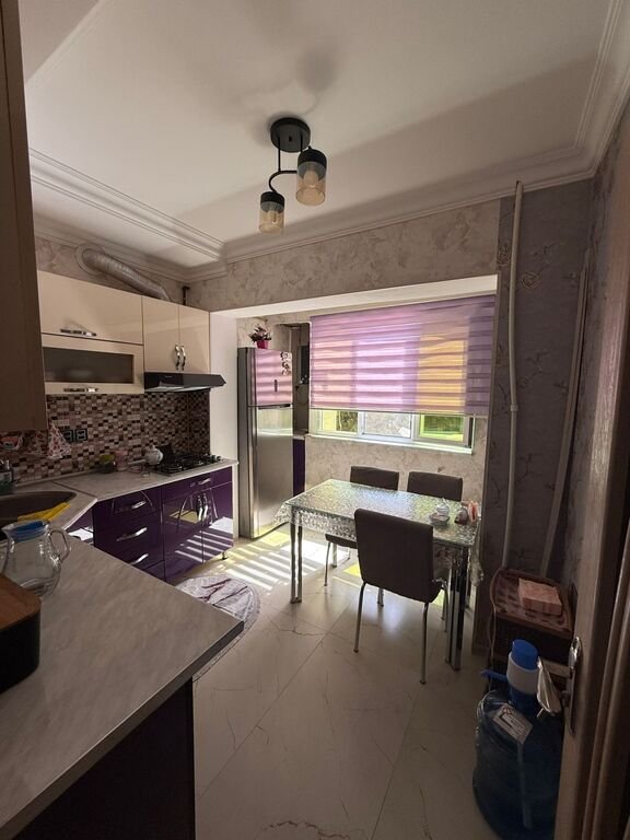 Satılır 4 otaqlı köhnə tikili, 100 m², Həzi Aslanov m.-9