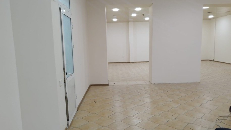 300 kv.m. obyekt icarəyə verilir, 8 noyabr-3