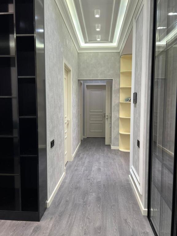 Kirayə verilir 3 otaqlı yeni tikili, 110 m², 28 May m.-8