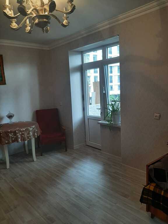 Satılır 1 otaqlı köhnə tikili, 40 m², Nəsimi-5
