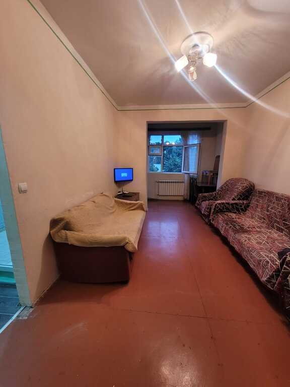 Kirayə verilir 2 otaqlı köhnə tikili, 50 m², 20 Yanvar m.-1