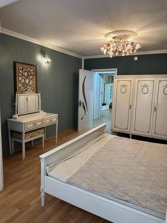 Kirayə verilir 2 otaqlı köhnə tikili, 65 m², 28 May m.-5