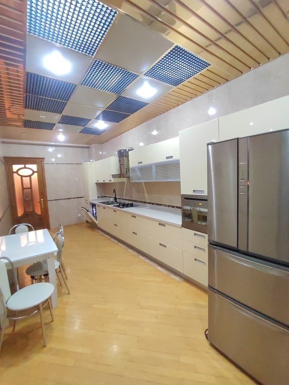 Kirayə verilir 4 otaqlı yeni tikili, 220 m², Gənclik m.-6
