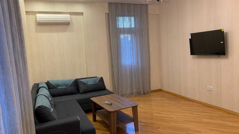 Kirayə verilir 2 otaqlı yeni tikili, 90 m², Nizami m.-1