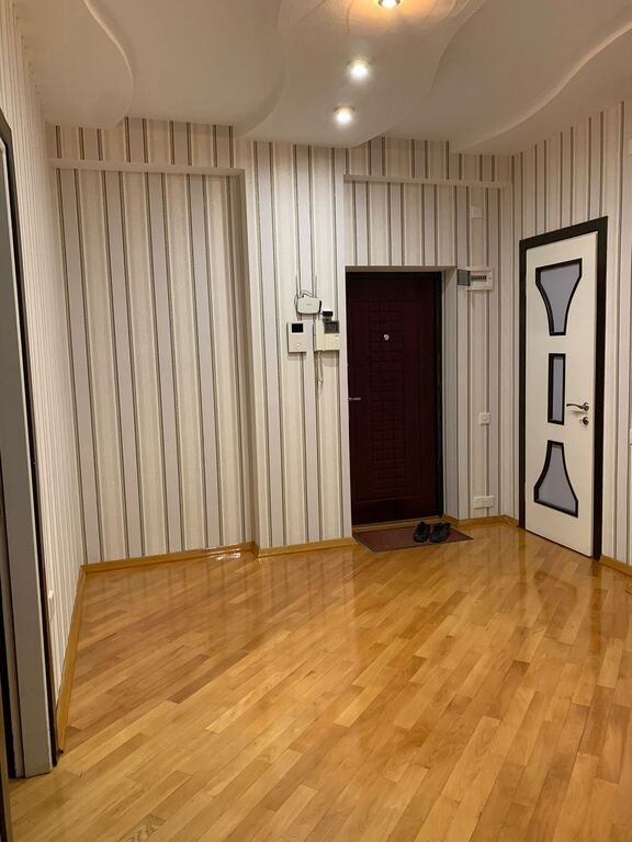 Kirayə verilir 2 otaqlı yeni tikili, 90 m², Nizami m.-12