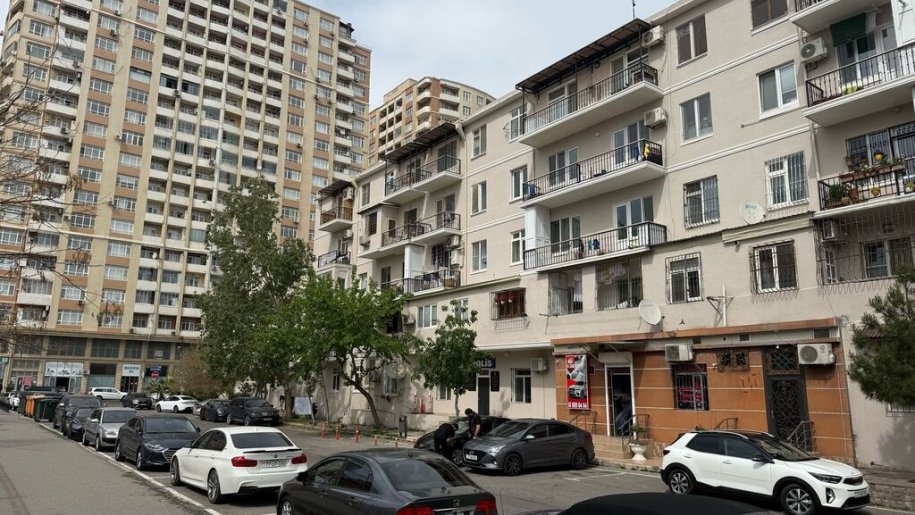 Satılır 3 otaqlı köhnə tikili, 75 m², Xətai m.-1