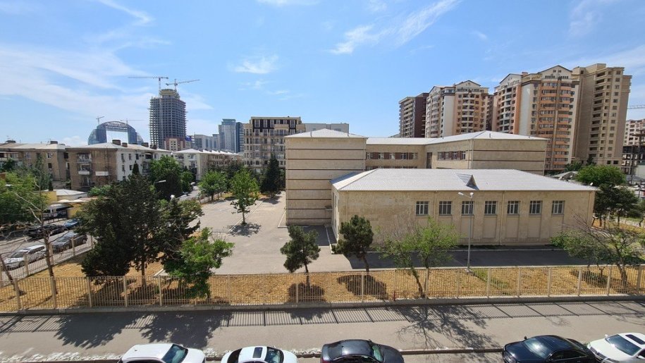 Satılır 3 otaqlı köhnə tikili, 75 m², Xətai m.-2