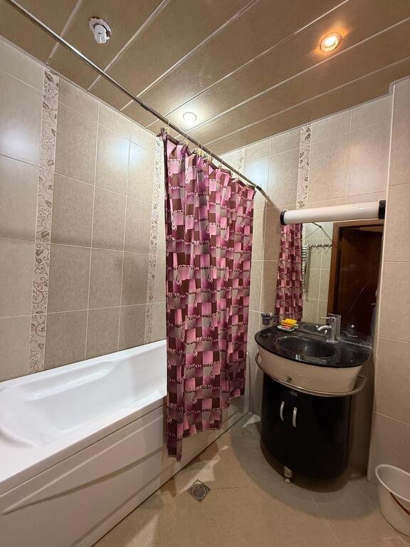 Kirayə verilir 2 otaqlı yeni tikili, 85 m², Memar Əcəmi m.-5